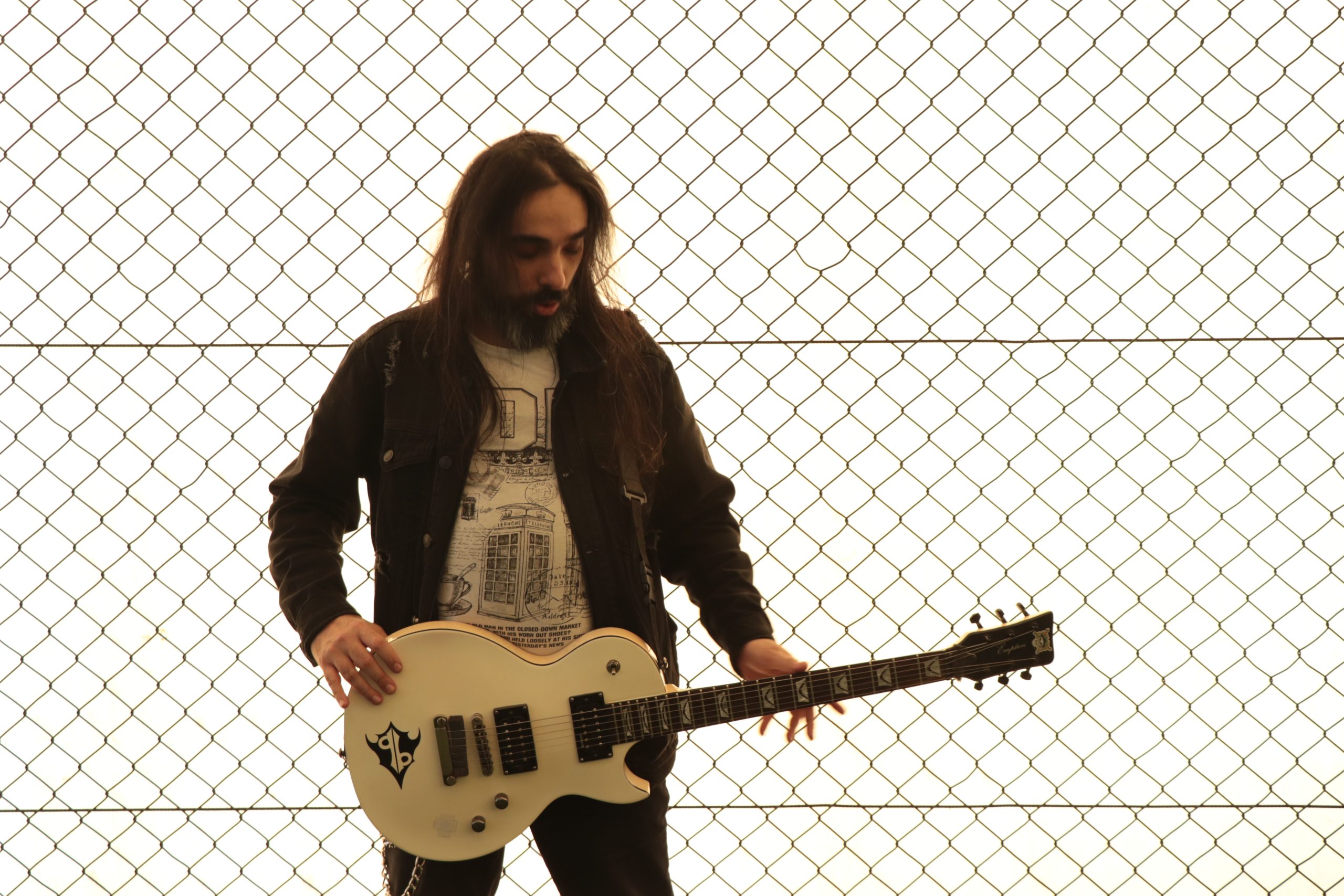 Kublai Kapsalis'dan "Seperate Ways"a Yeni Düzenleme! » Rockistasyonu.com